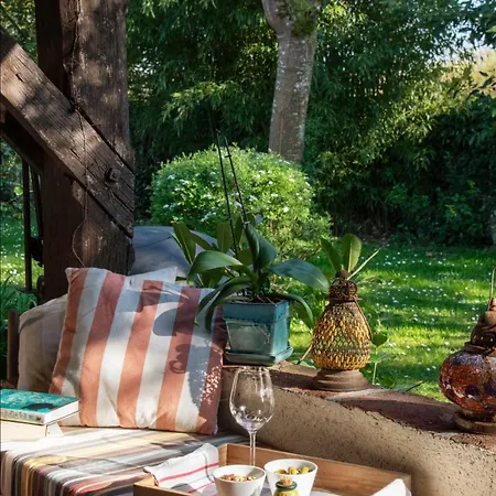 Bed & Breakfast Domaine Du Tafiart Sarron