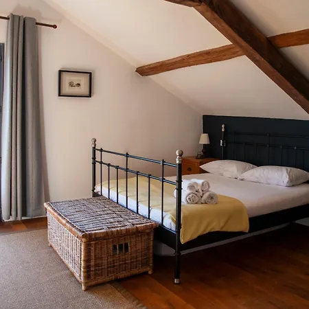 Domaine Du Tafiart Bed & Breakfast Sarron