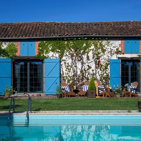 Domaine Du Tafiart Bed & Breakfast Sarron